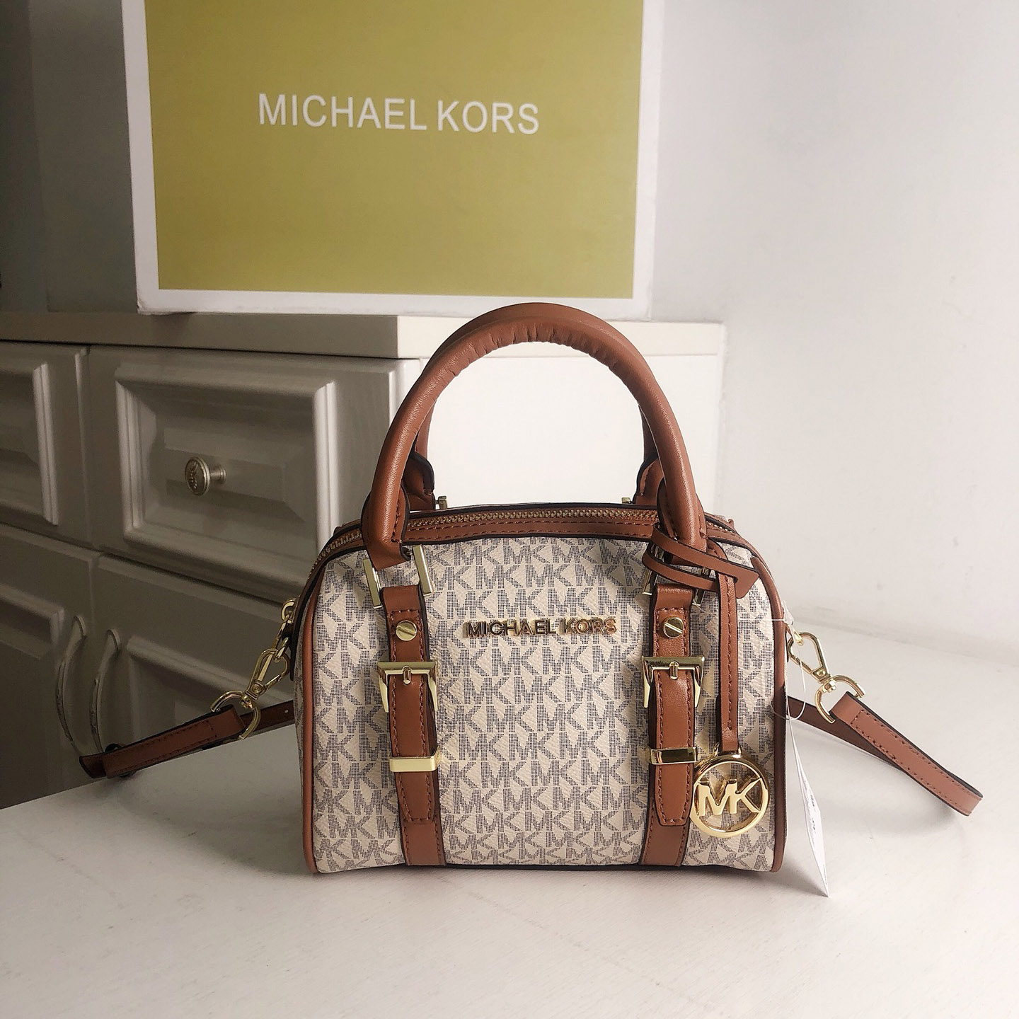 Nuova borsa da donna di design - Luxury Watch Girl recensione e prezzo