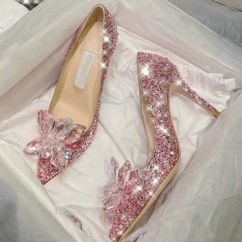 Scarpe da Donna di Lusso con S - Luxury Watch Girl recensione e prezzo